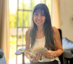 Asesoría 1 a 1 de Kuamma Growth para ordenar tus finanzas, crear un plan financiero personalizado y lograr una relación sana con el dinero.